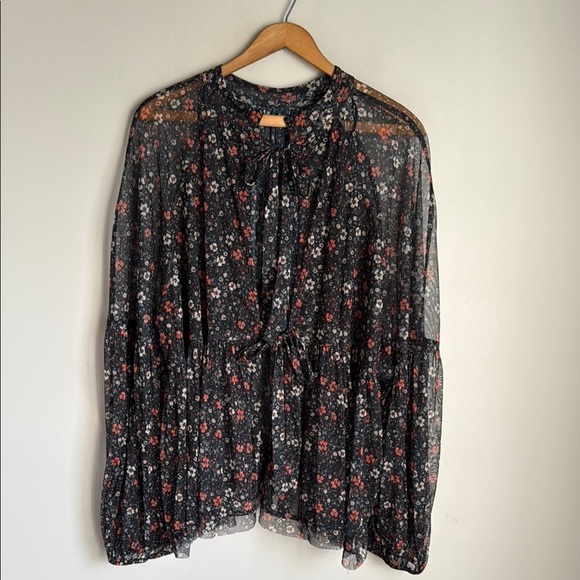 Free People Open Back Sweet Heart Top Medium - Picture 2 of 10